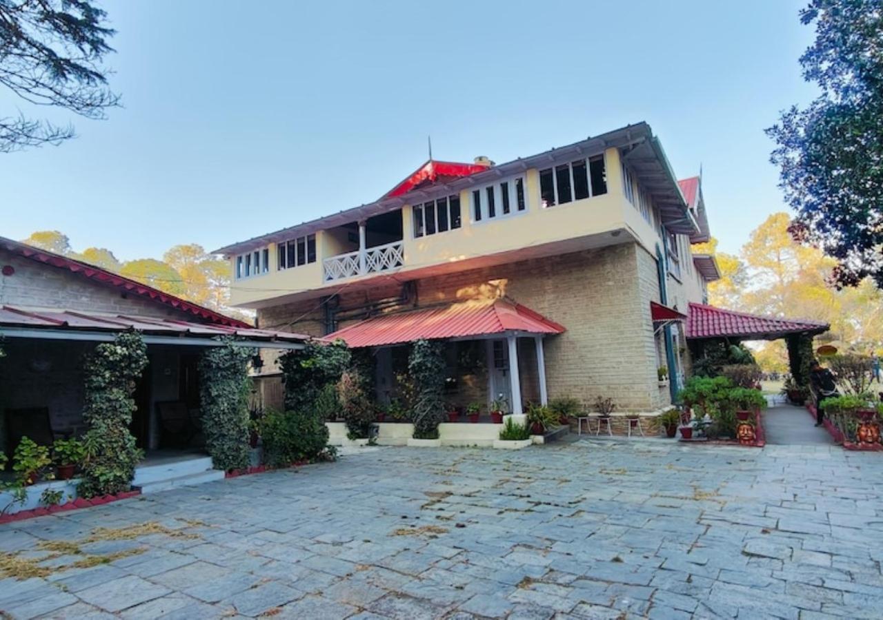 Chevron Rosemount Hotel Раникет Екстериор снимка
