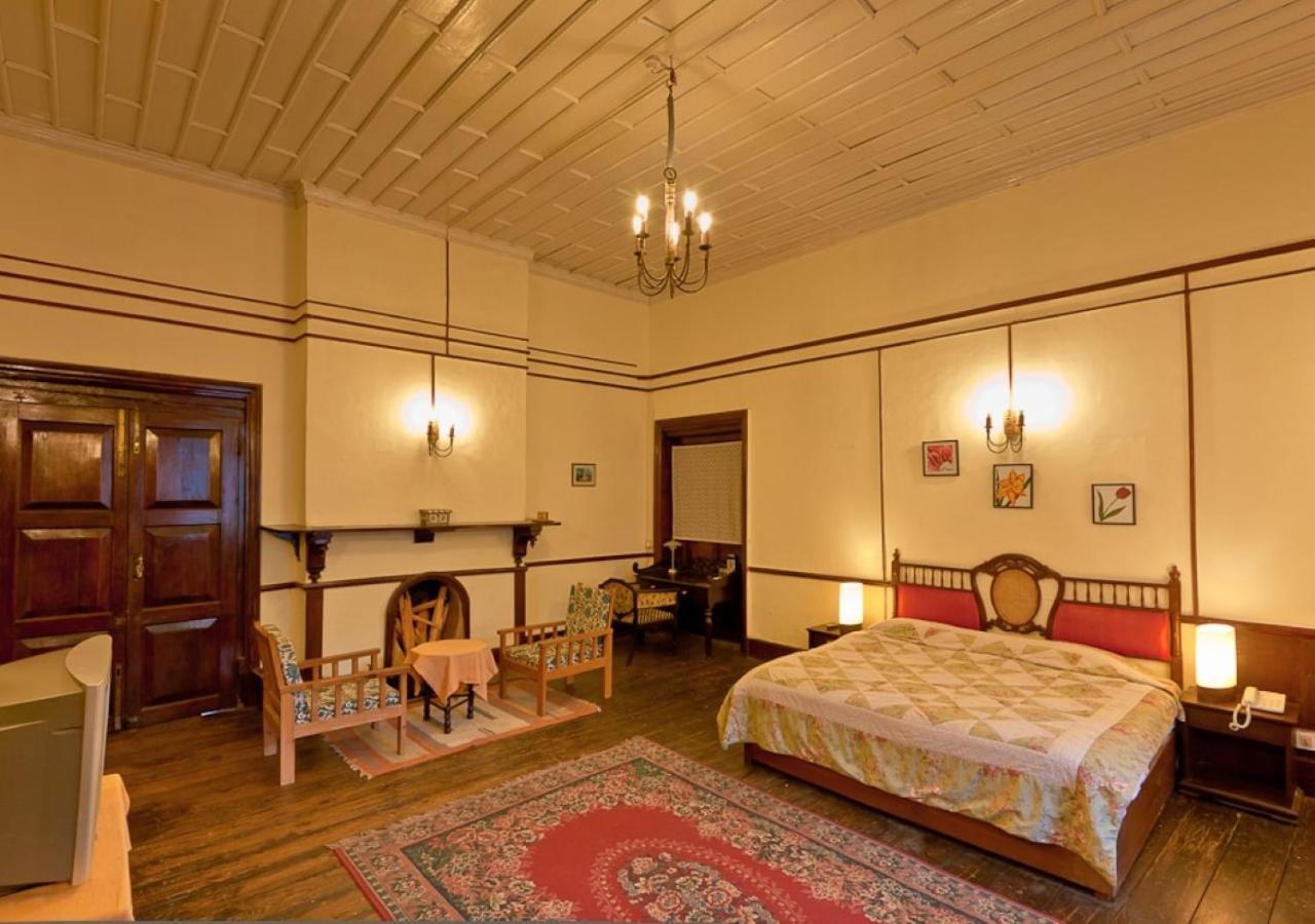 Chevron Rosemount Hotel Раникет Екстериор снимка